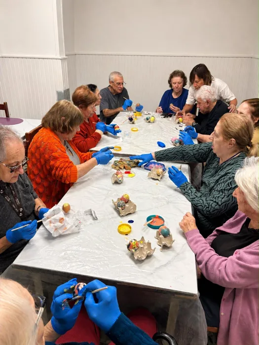 Taller grupal de manualidades